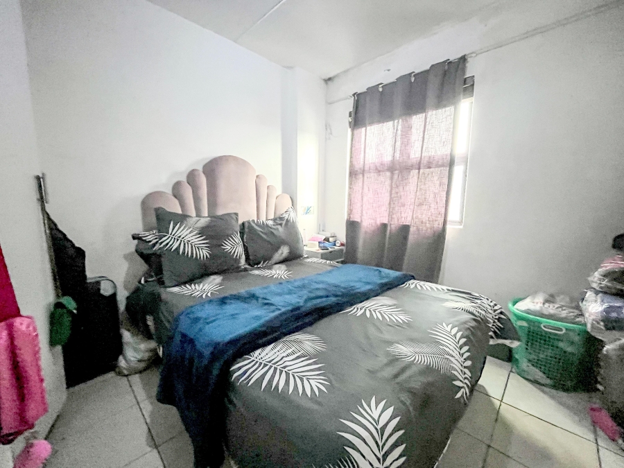 2 Bedroom Property for Sale in Maitland Western Cape